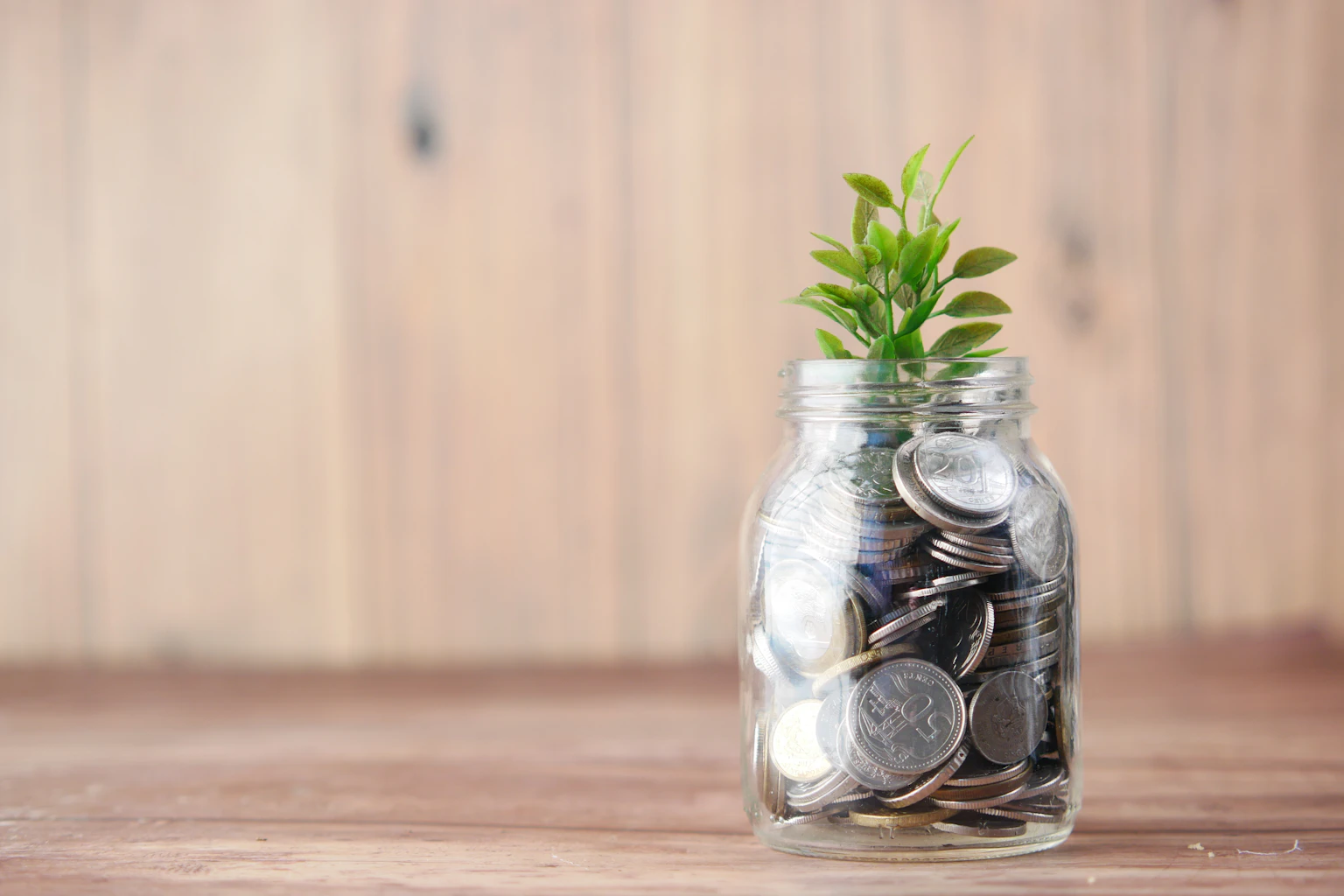 Banking and Money in Qatar: Accounts, Cards, Loans and Transfers Guide