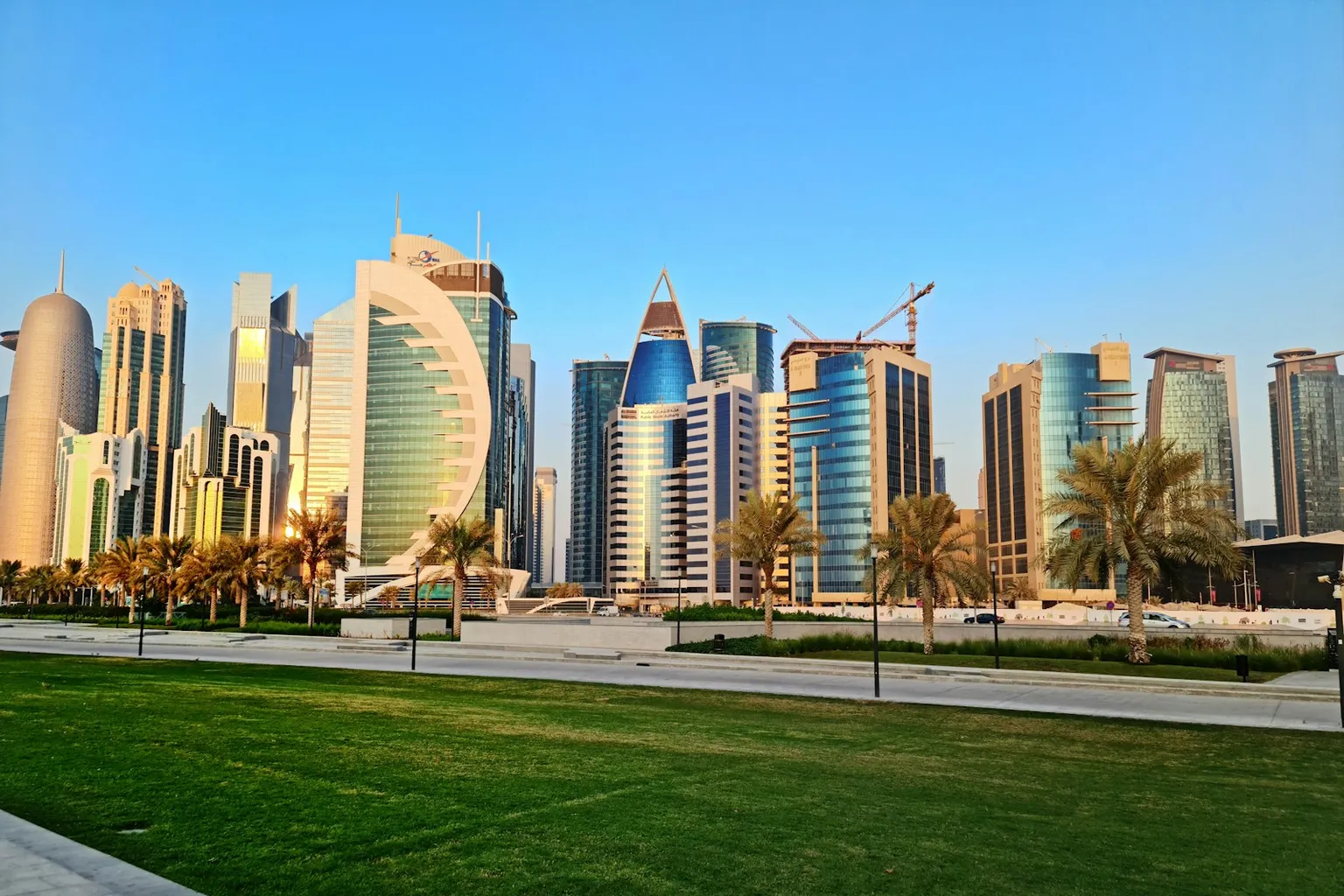 How to Check a Company in Qatar: CR Number, Trade License and Job Offer Scams